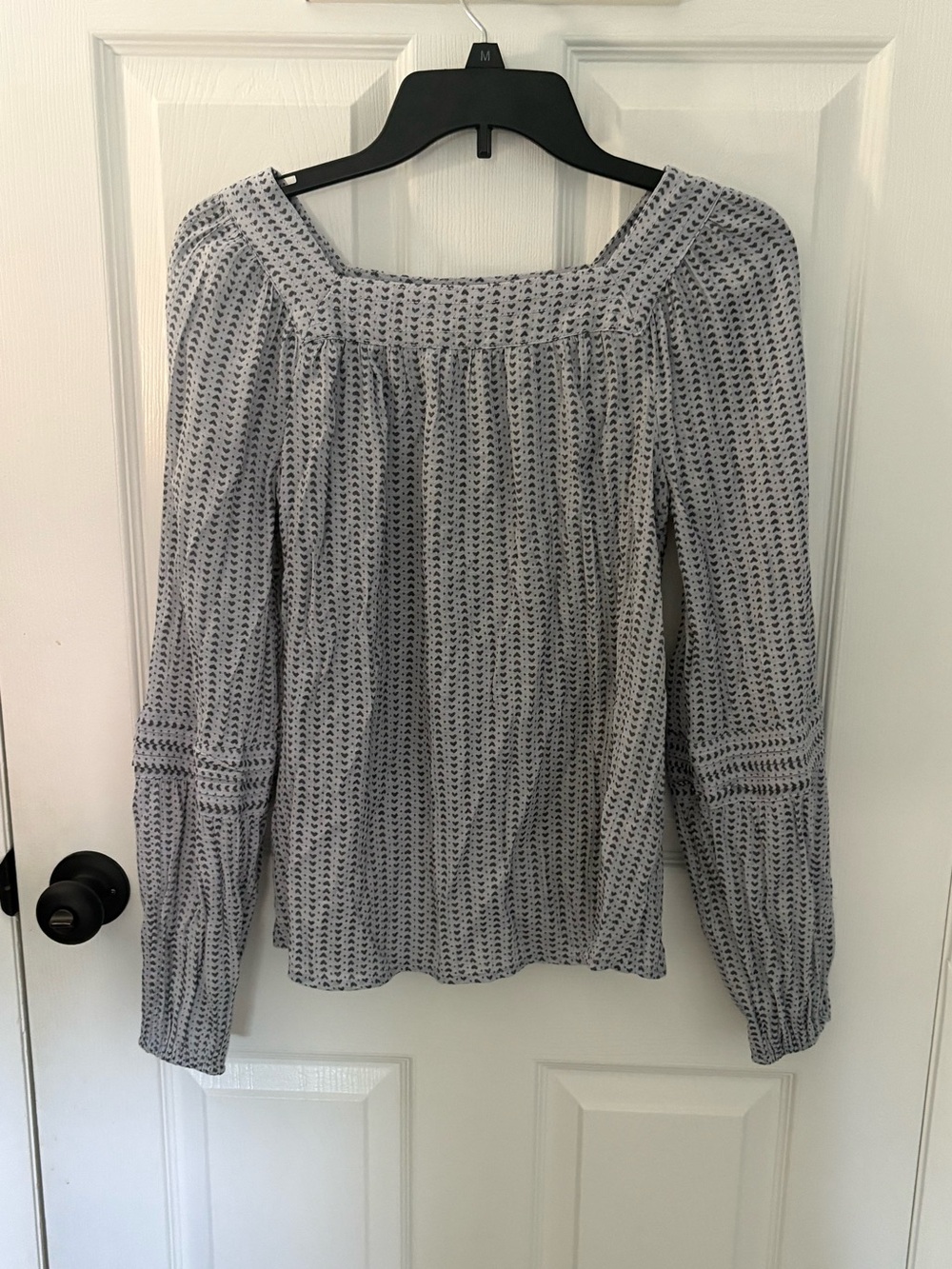 LC Lauren Conrad Light Gray Square-Neck Long Sleeve Blouse